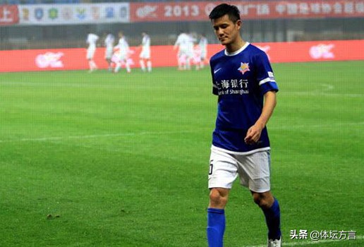 他是申花出场王，为球队拼到吐血曾被骂“叛徒”，如今38岁未退役