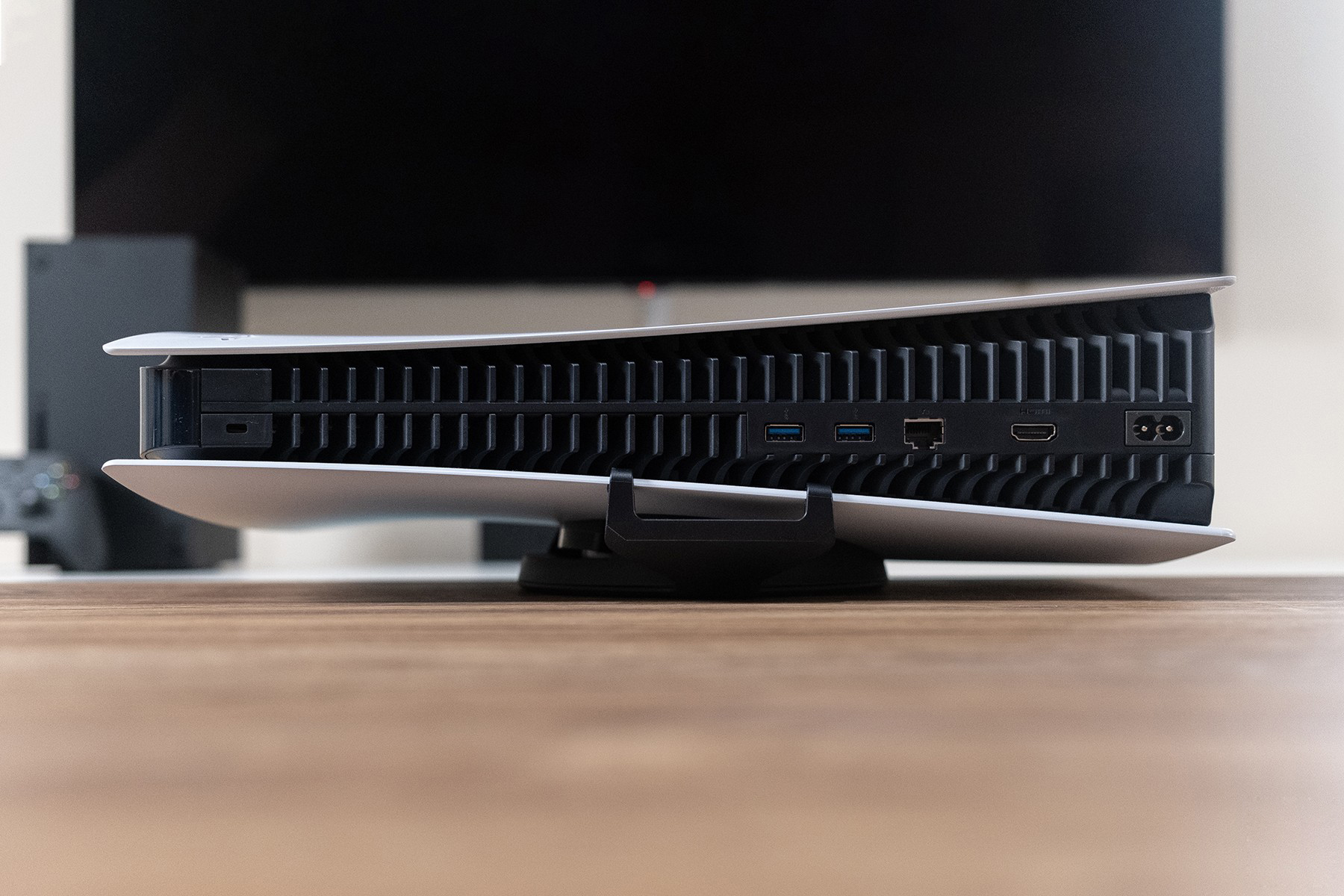 索尼ps5游戏主机的最新渲染图曝光,索尼ps5游戏实测