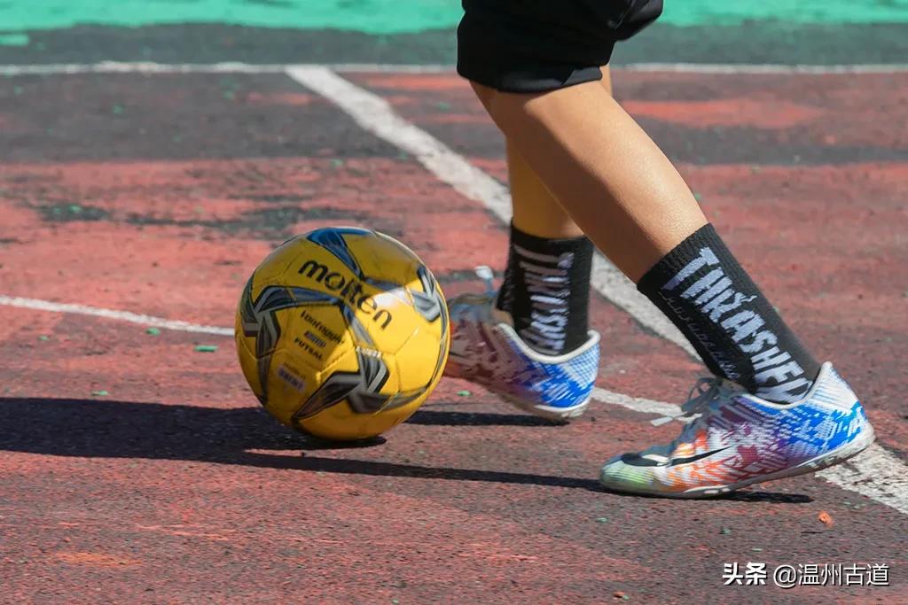 语文老师当排球教练,语文老师当体育老师