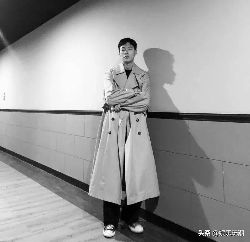 韩国穿搭必备单品,韩国博主慵懒随性的秋季穿搭范本