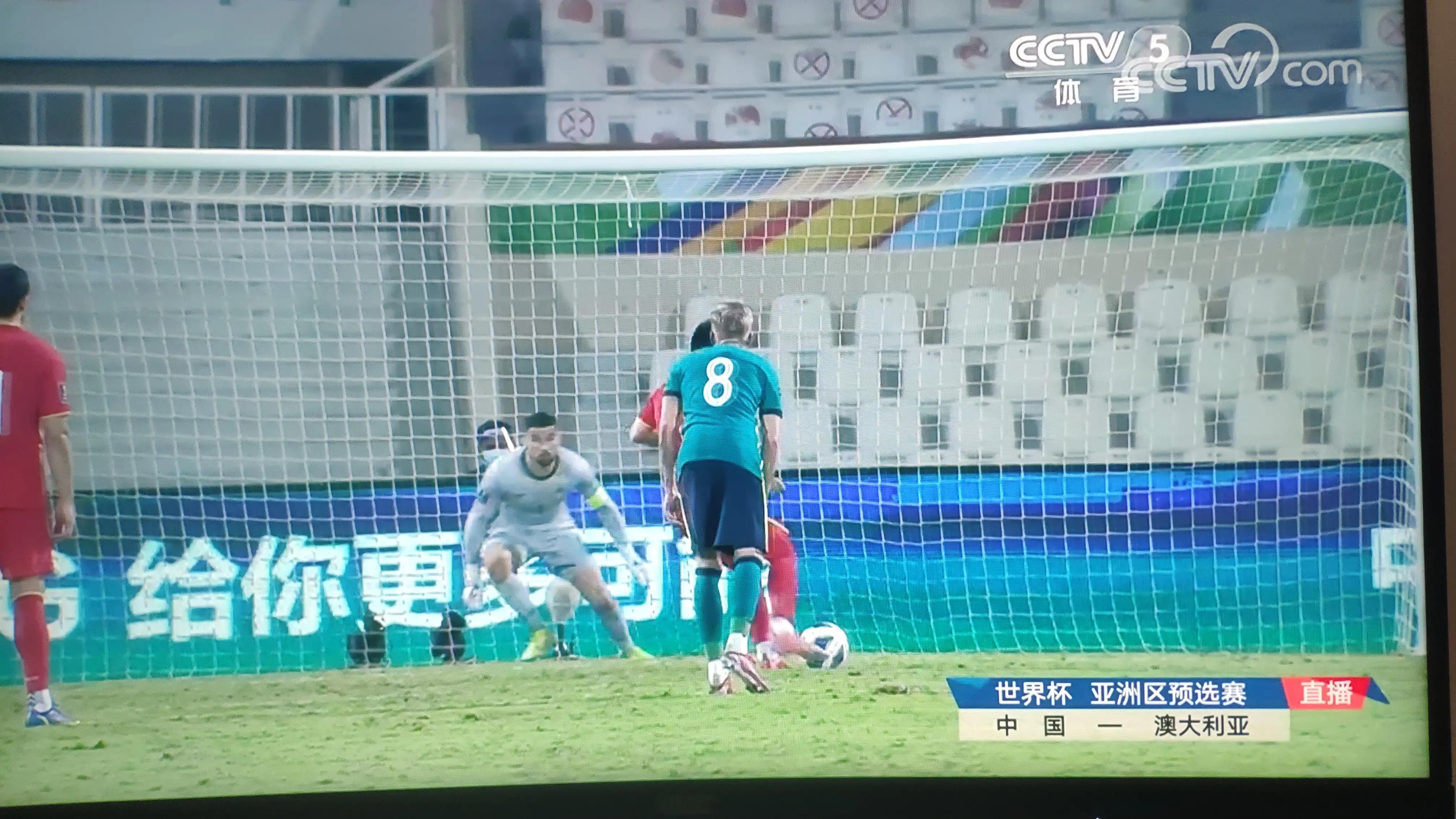 国足为啥很多人看,国足看不看