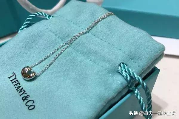 大牌拿我们当傻子吗！掉钻、变黑、都还是划痕，别再交智商税啦