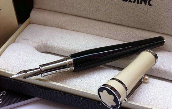 德国的钢笔很有名的,凌美德国原装正品钢笔