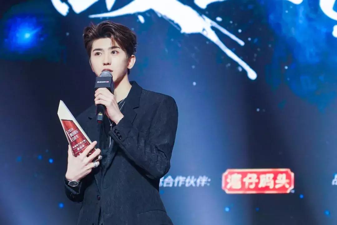 婀句粩鐮佸ご鍝佺墝钀ラ攢,婀句粩鐮佸ご2003