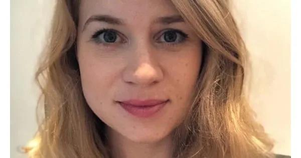 拒绝杀人犯，拒绝警察！姐妹们，收复街道！