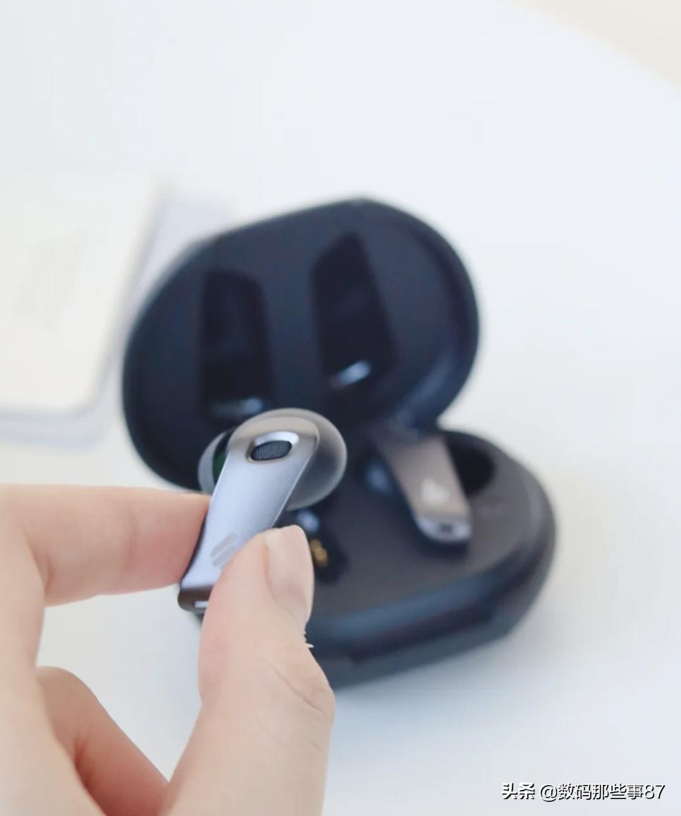 漫步者降噪耳机neobuds,索尼wf1000xm4和漫步者neobudspro