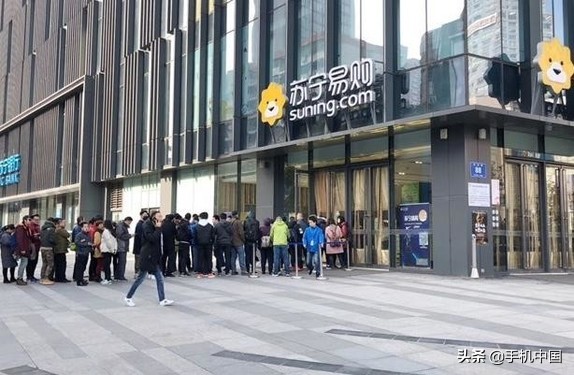 奏响屏幕上的足球狂想曲浅谈苏宁与三星的不解之缘