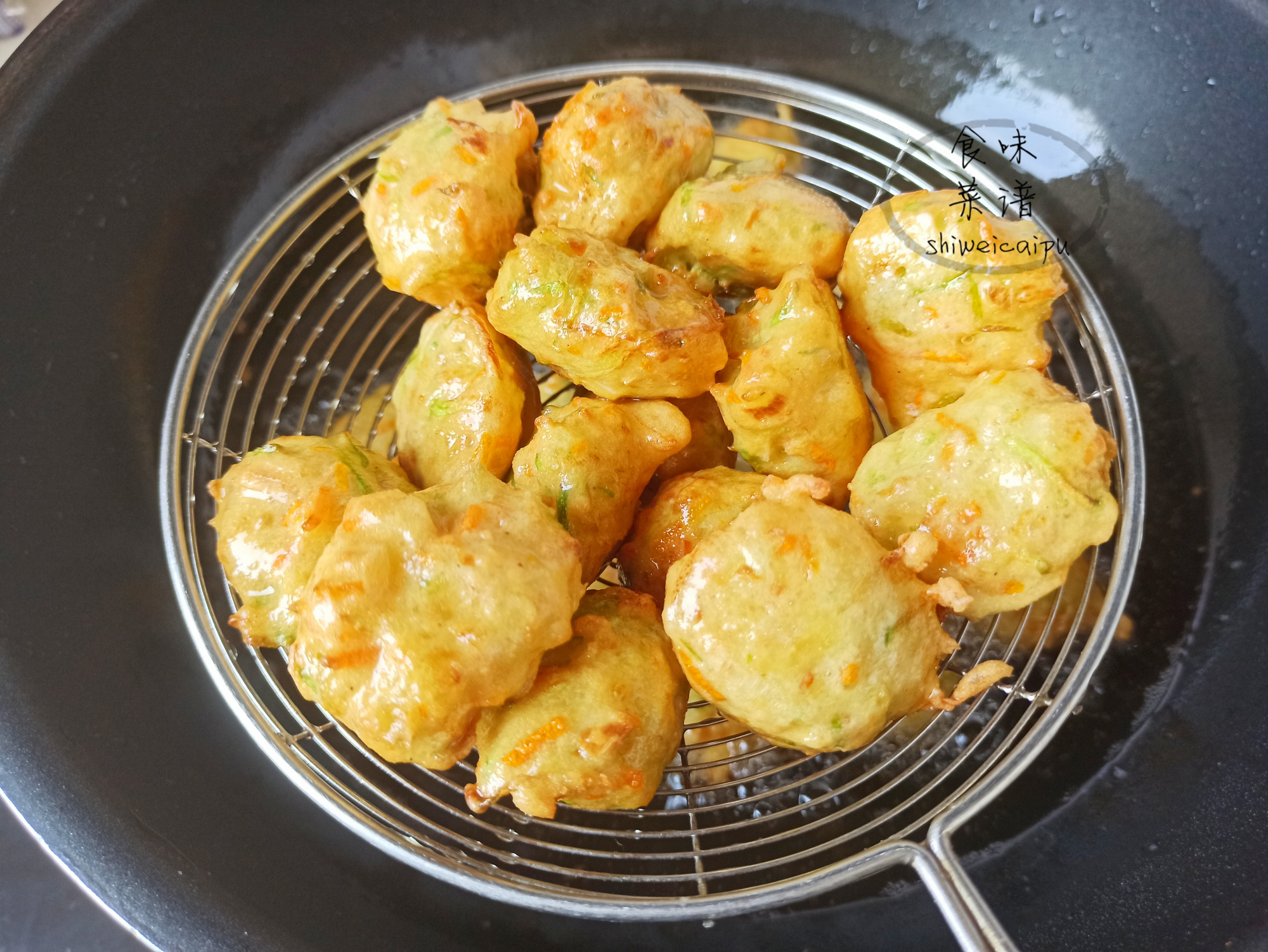 地瓜和白面一起炸丸子的做法,过年必备炸萝卜丸子做法