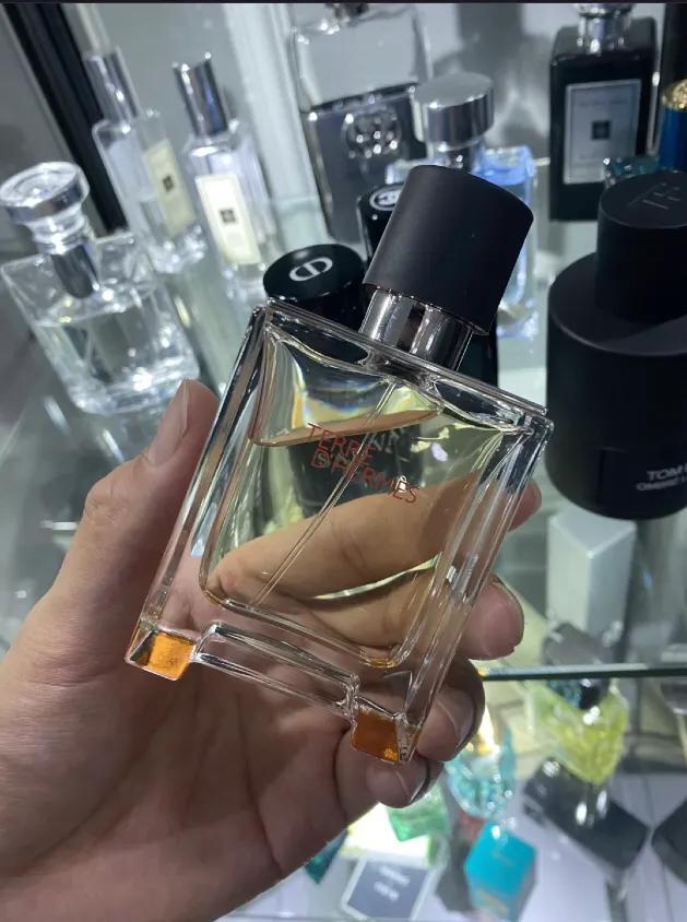 不烂大街的男士香水推荐,神秘稳重男士香水推荐