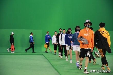 时装周的线上展览,时装周现场直播视频