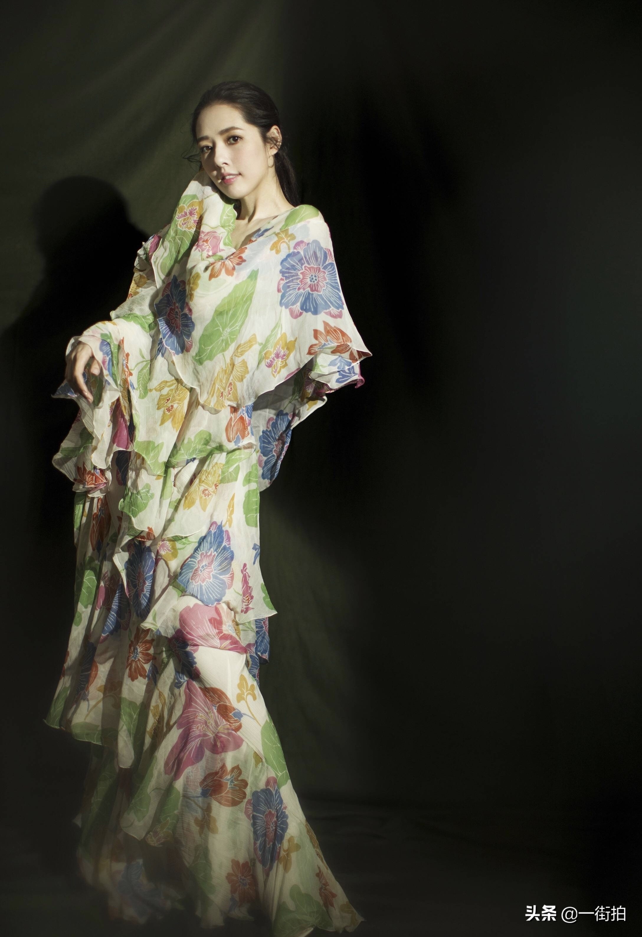 郭碧婷黑发飘扬完整版,郭碧婷黑长直披发照片