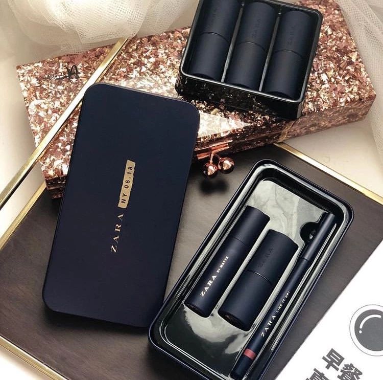 故宫口红出面膜,故宫推出的口红