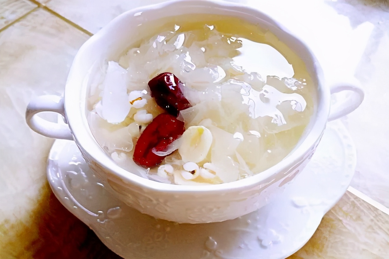 金牌月嫂的4道下奶餐,金牌月嫂30天月子餐食谱