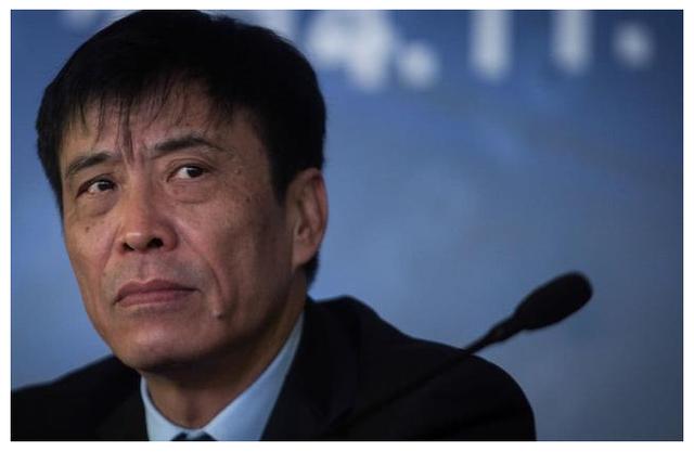 3千*过包**？足坛名宿爆猛料：足协帮助球员体测造假！