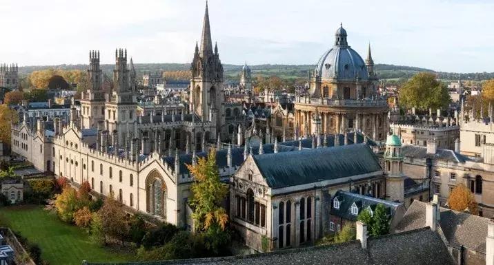 鑻卞浗鍙よ懀鐝犲疂鍝佺墝,ngtc鐝犲疂棣栭グ鎽勫奖