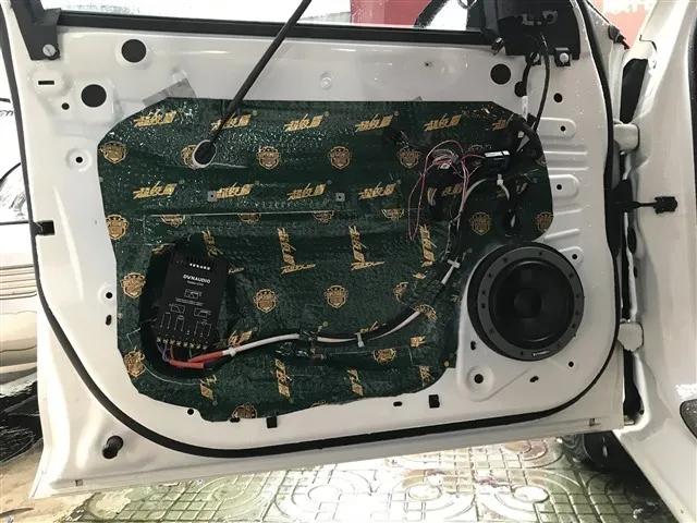 福特新款蒙迪欧汽车音响改装,福特福睿斯2021音响效果