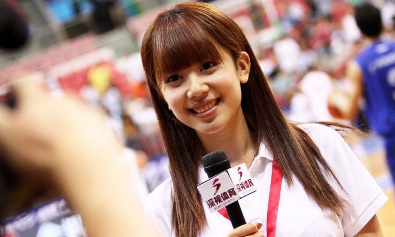 有钱真好，盘点中国男足太太团，个个貌美如花