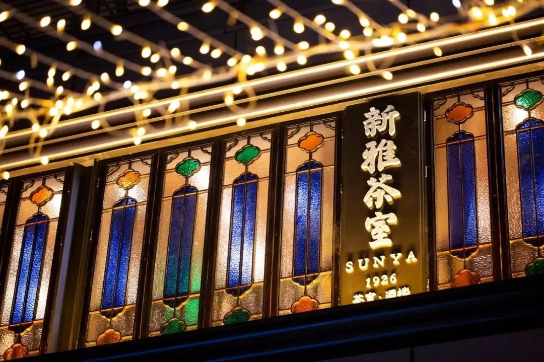 上海地铁一日游美食攻略,上海地铁2号线哪一站美食多