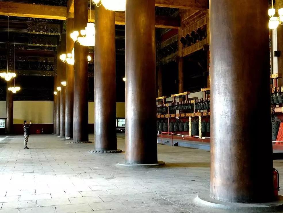 世界上最奢华的宫殿是什么宫殿,世界上现存最大最完整的木质宫殿