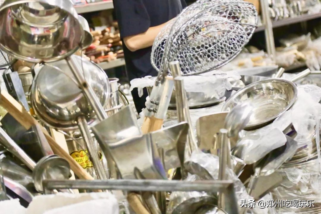 郑州最大二手厨具批发市场在哪里,郑州百荣厨具市场在哪个区