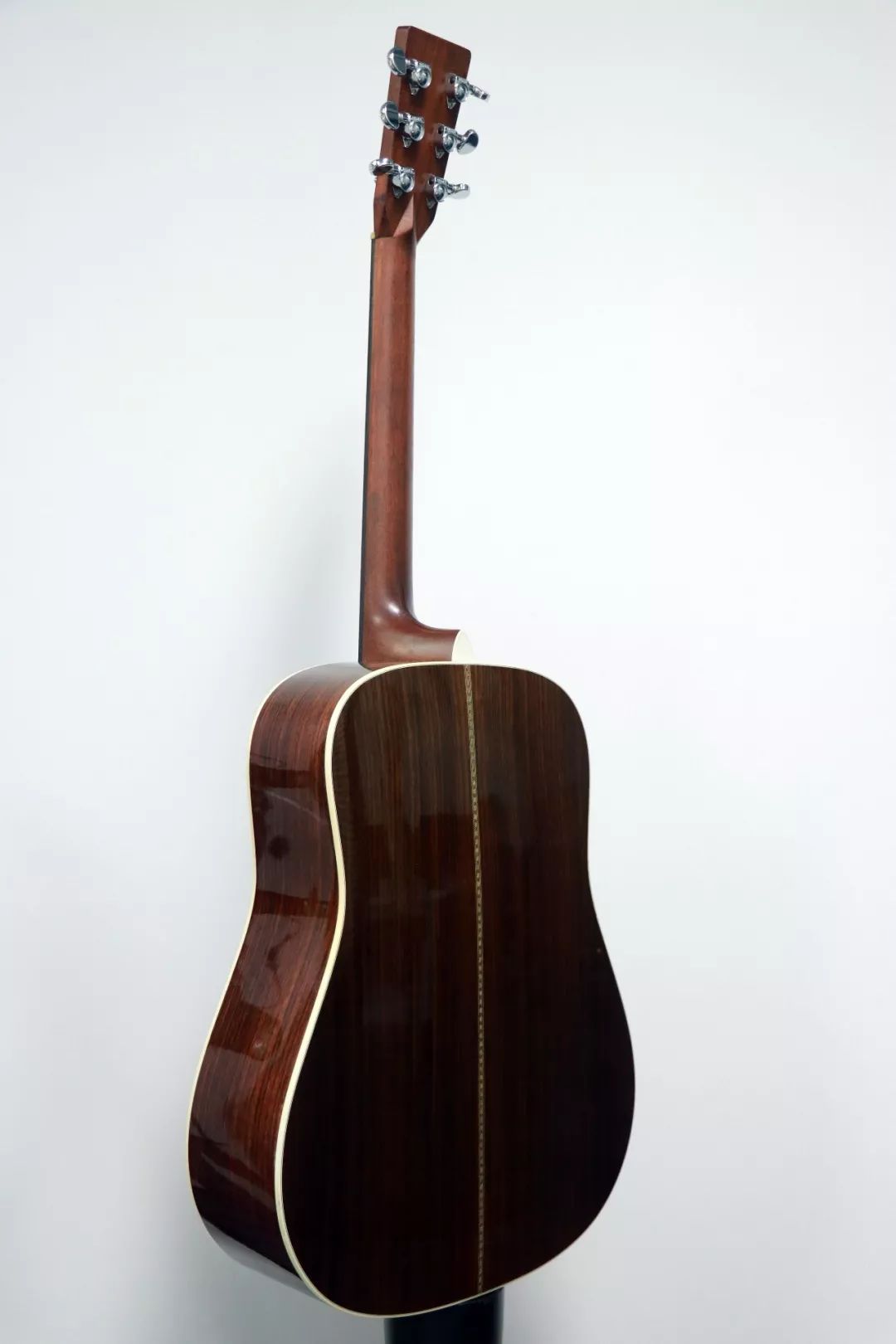 马丁hd28值得买吗,马丁hd28175周年