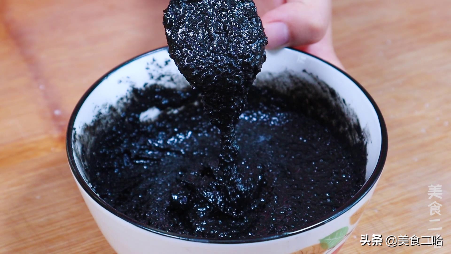 9道黑芝麻食谱补钙养颜佳品,黑芝麻哪些做法好吃又简单