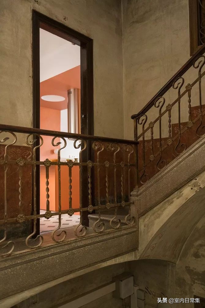 巴塞罗那酒店式公寓,巴塞罗那粉色尖顶房