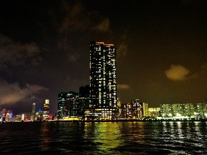 维多利亚港夜游后去澳门,夜游香港维多利亚港笑看风云