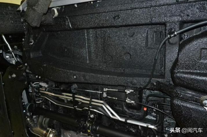 奥迪a4有没有必要安装发动机护板,2011年逍客发动机护板有必要换吗