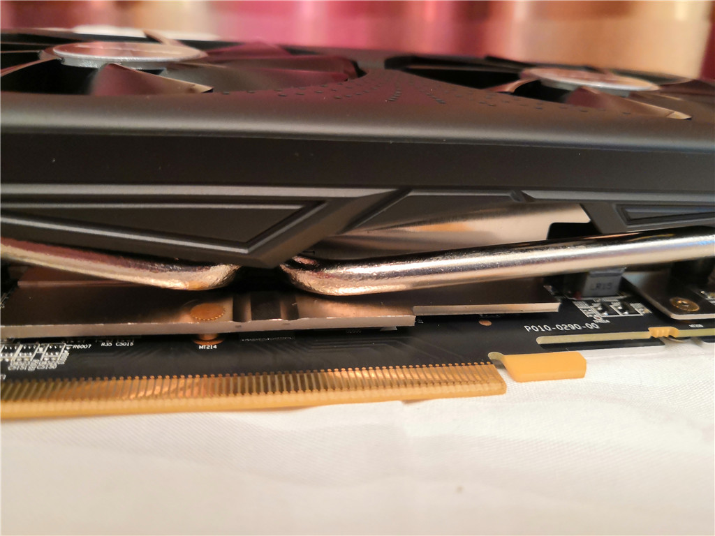 560xt和580差距多大,5600xt和1650显卡对比