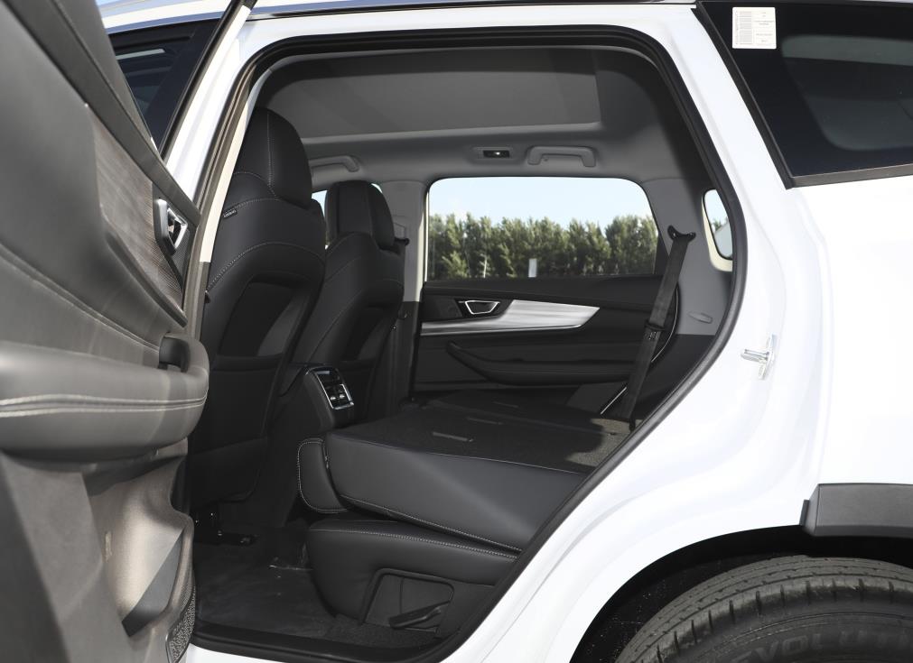 兼顾日常代步和自驾游选哪款车,省油耐用开着舒服的车推荐