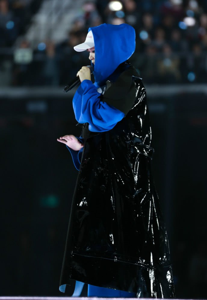 李宇春江苏卫视跨年皇后与梦想,李宇春跨年歌曲