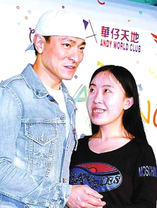 娱乐圈模范夫妻刘德华,刘德华娱乐圈泰斗级的人物