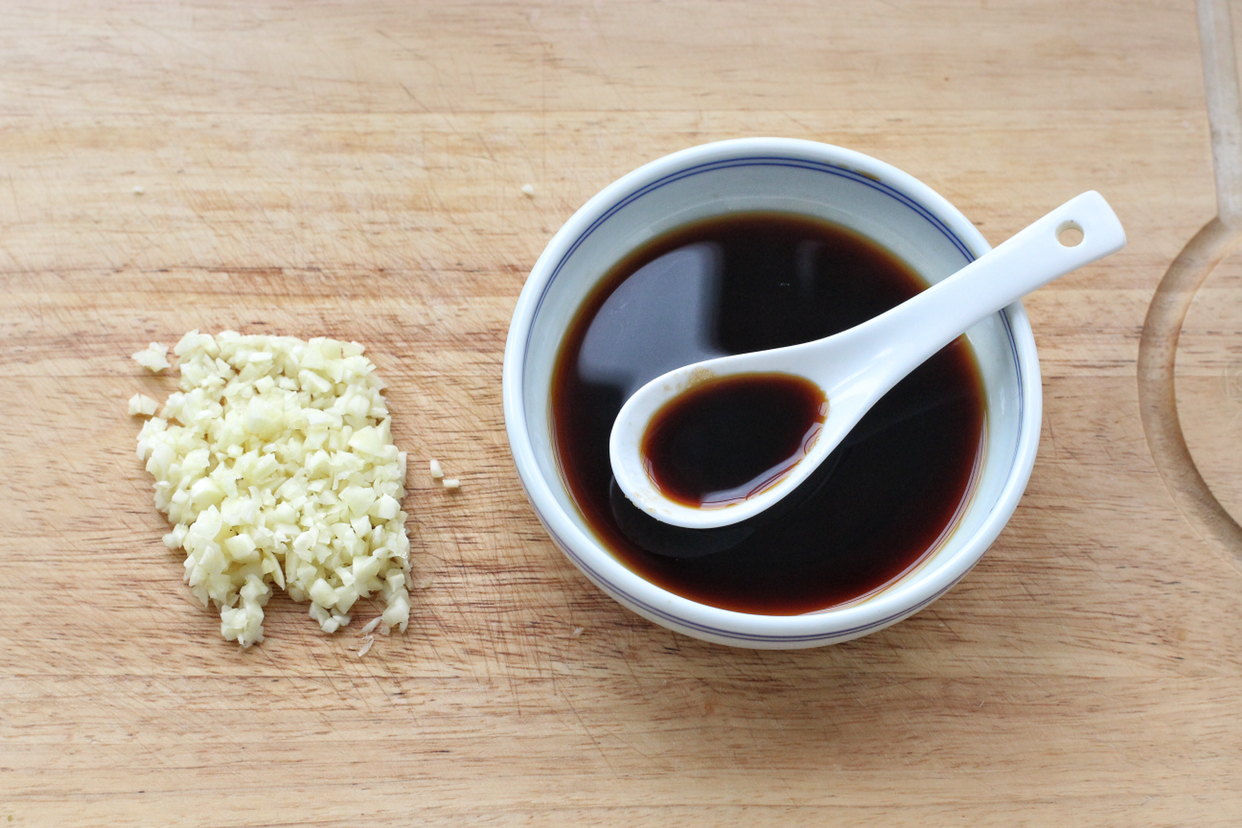 最好吃的辣椒水拌饭吃怎么做,用超级辣的辣椒拌米饭吃