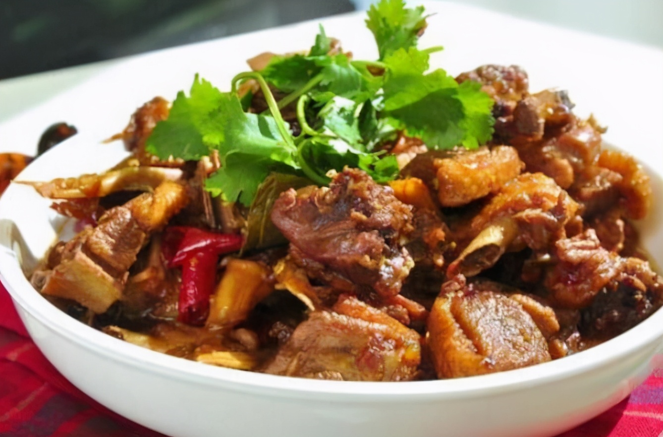美味佳肴如何做出令人垂涎的菜肴,32款精品菜肴推荐荤素搭配合理