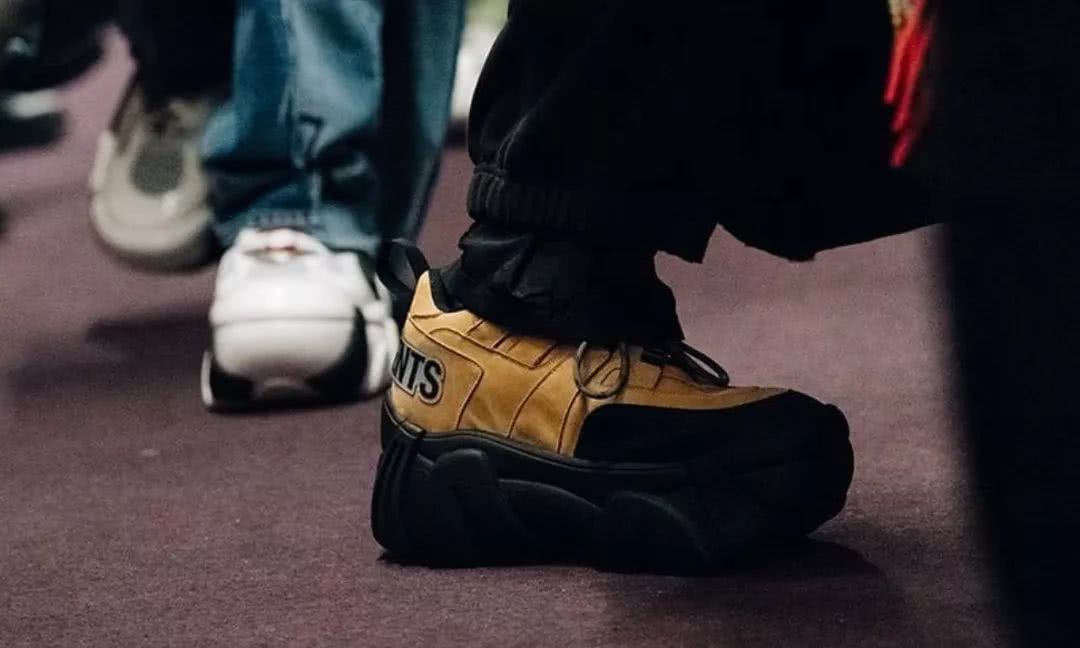 球鞋测评nike垃圾鞋,实战和压马路的球鞋推荐nike