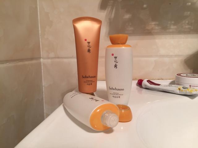 空瓶无数10年疯狂回购的护肤品,攒了半年的护肤空瓶分享