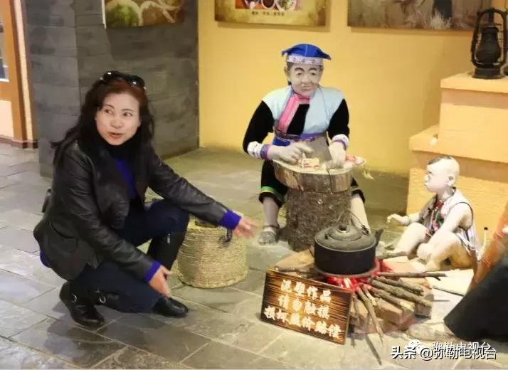 太热闹!弥勒花海、人海、车海、舞海...这些人上镜了!