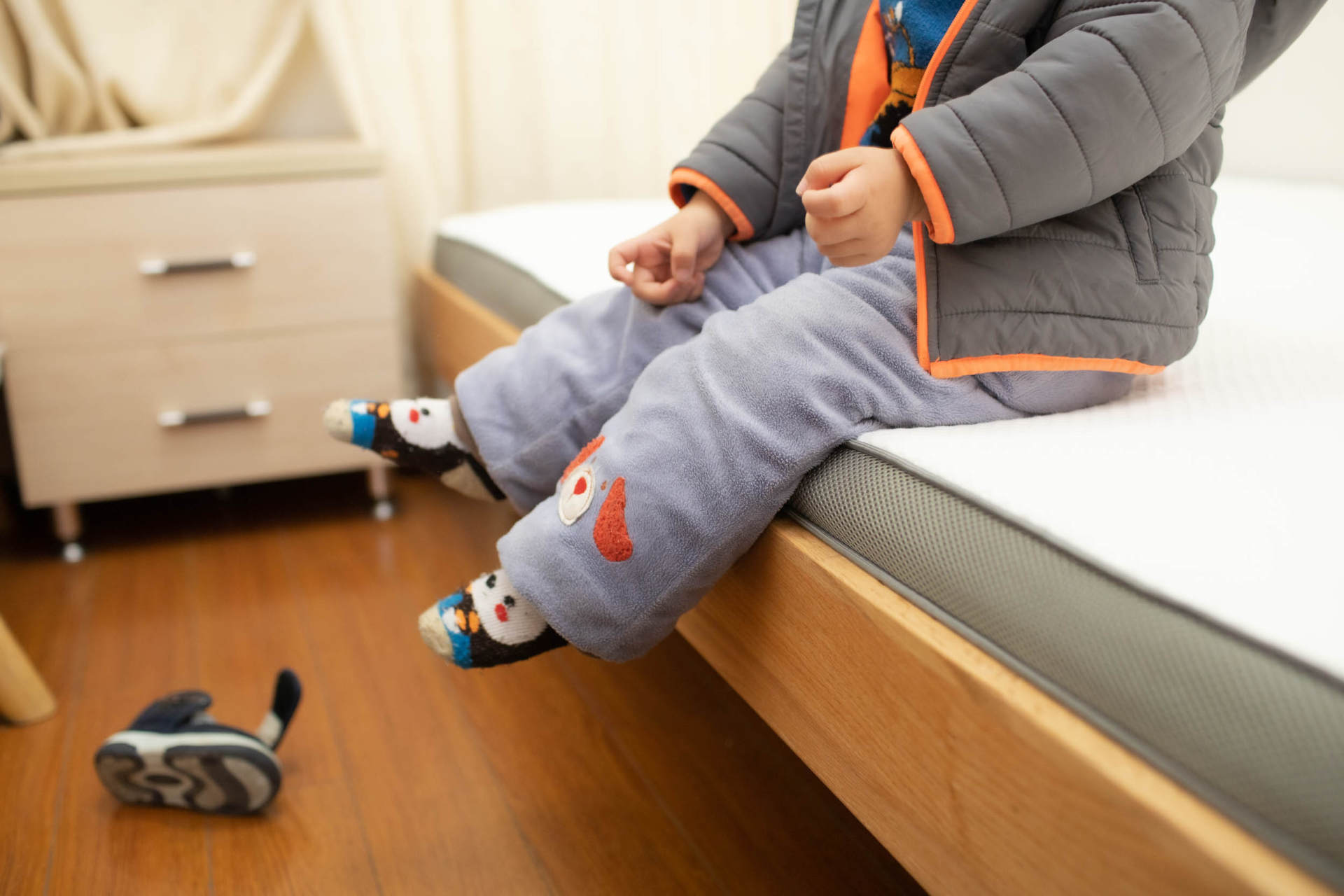 软硬双面床垫,乳胶双面床垫冬夏两用