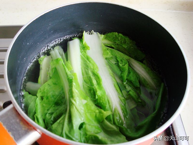 丸子怎么做才好吃不辣不上火,丸子怎么做又滑又嫩又有弹性