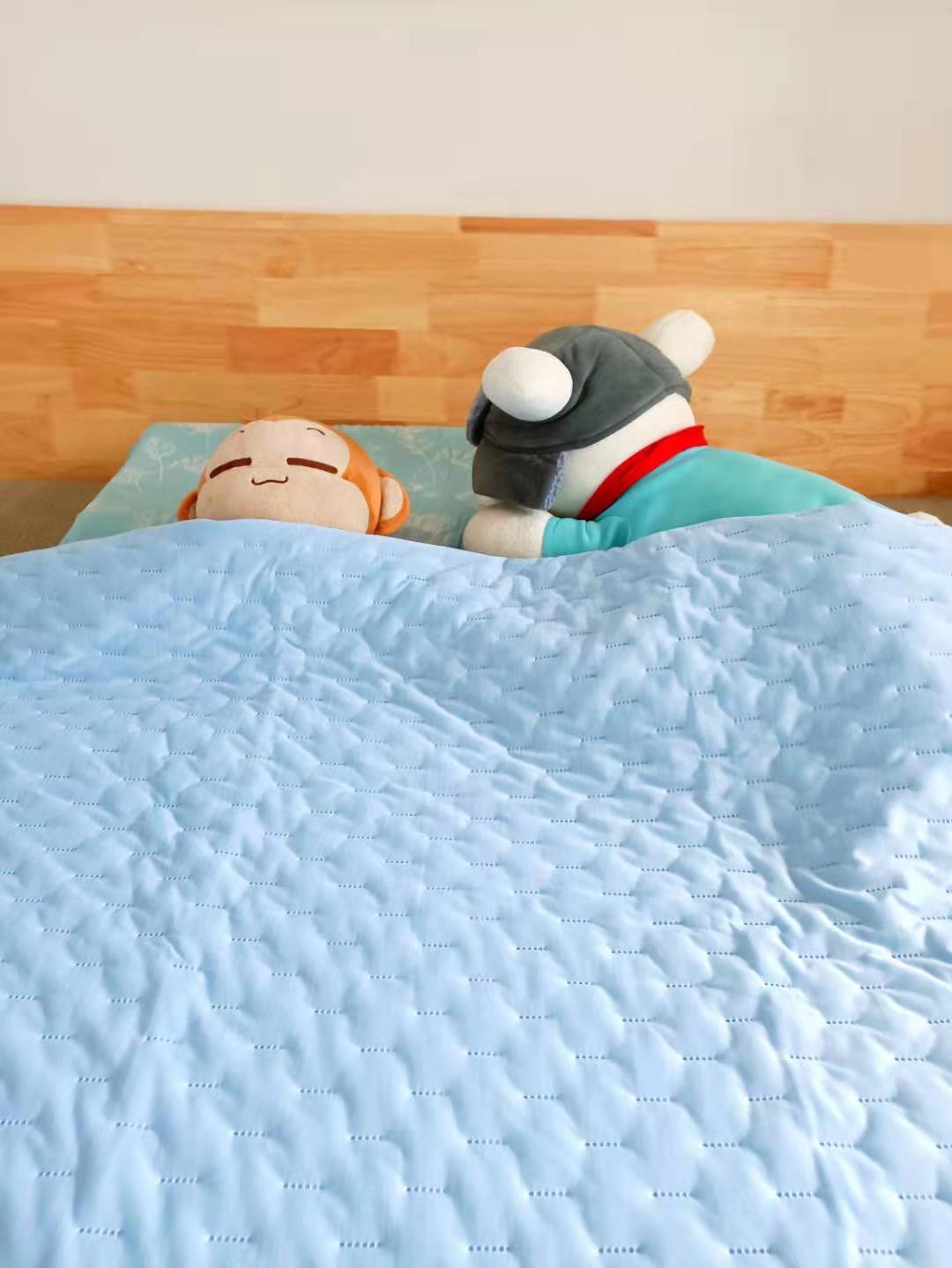 炎炎夏日每晚深睡，你需要滑滑软软香香冰冰的被