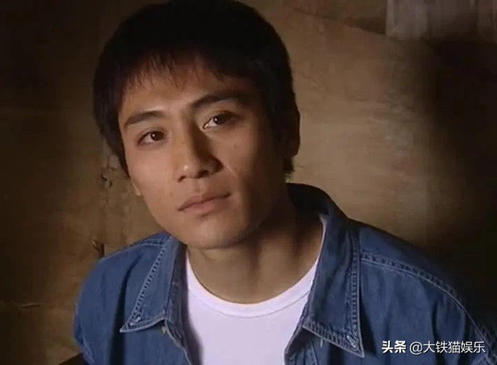 10位男星颜值今昔对比,10位男歌手今昔对比