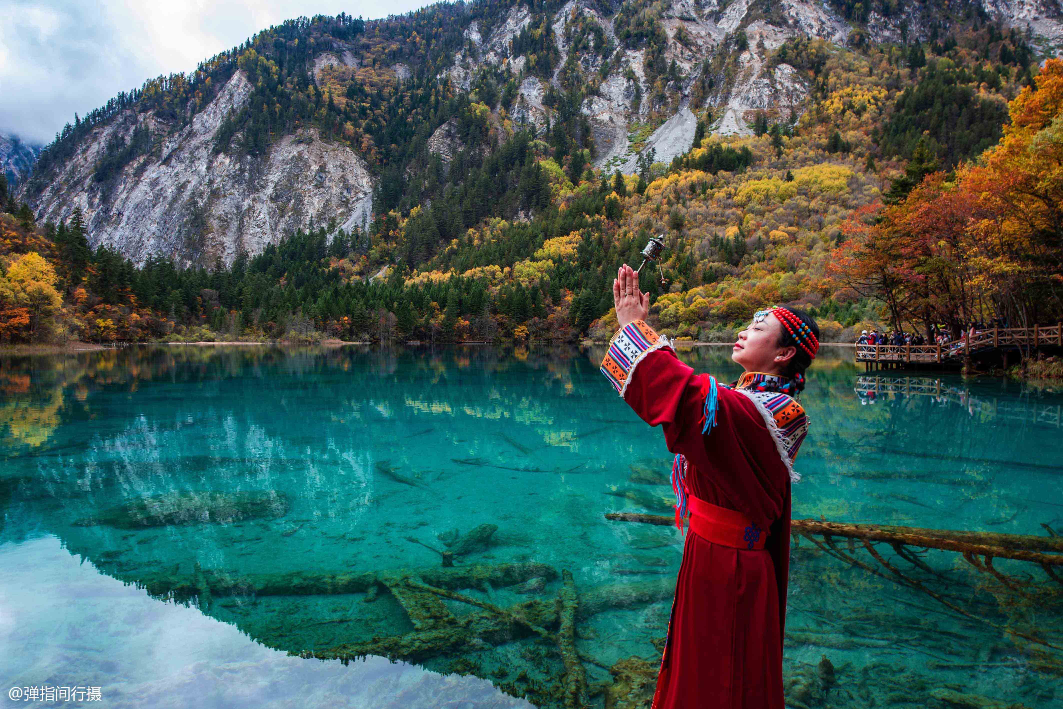 九寨沟最“仙”的景点:秋色宛如彩色梦境,堪称“九寨沟一绝”