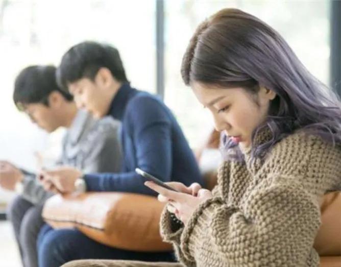 手机信号显示hd是什么意思收费吗,手机右上角的hd会扣费用吗