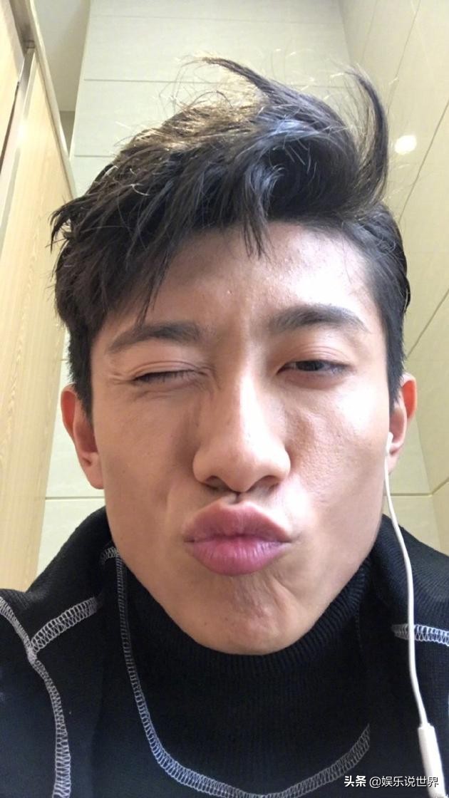 杨紫现场给张一山打电话测试友谊,张一山杨紫友情以上恋人未满