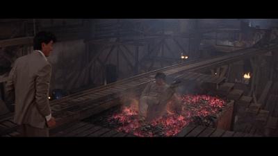 李连杰成龙真实打斗片段,经典武侠李连杰打斗片段