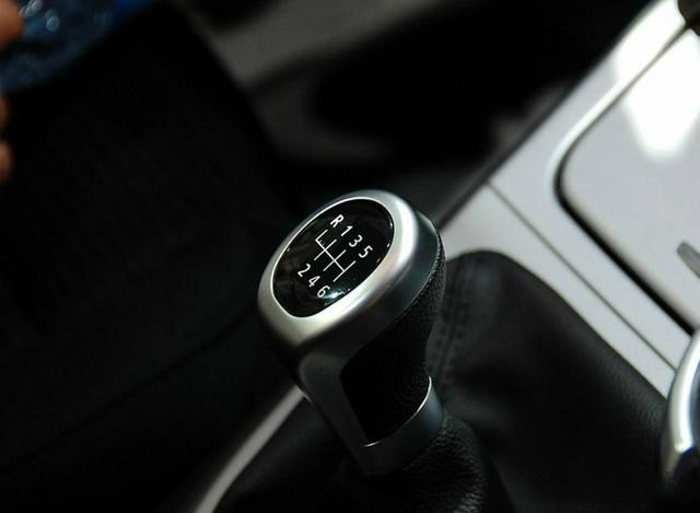 为什么自动挡没有手动挡耐用,手动挡为啥没人买