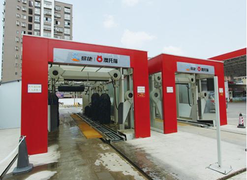 江苏省隧道式洗车机详细介绍,隧道连续式洗车机的优势盘点