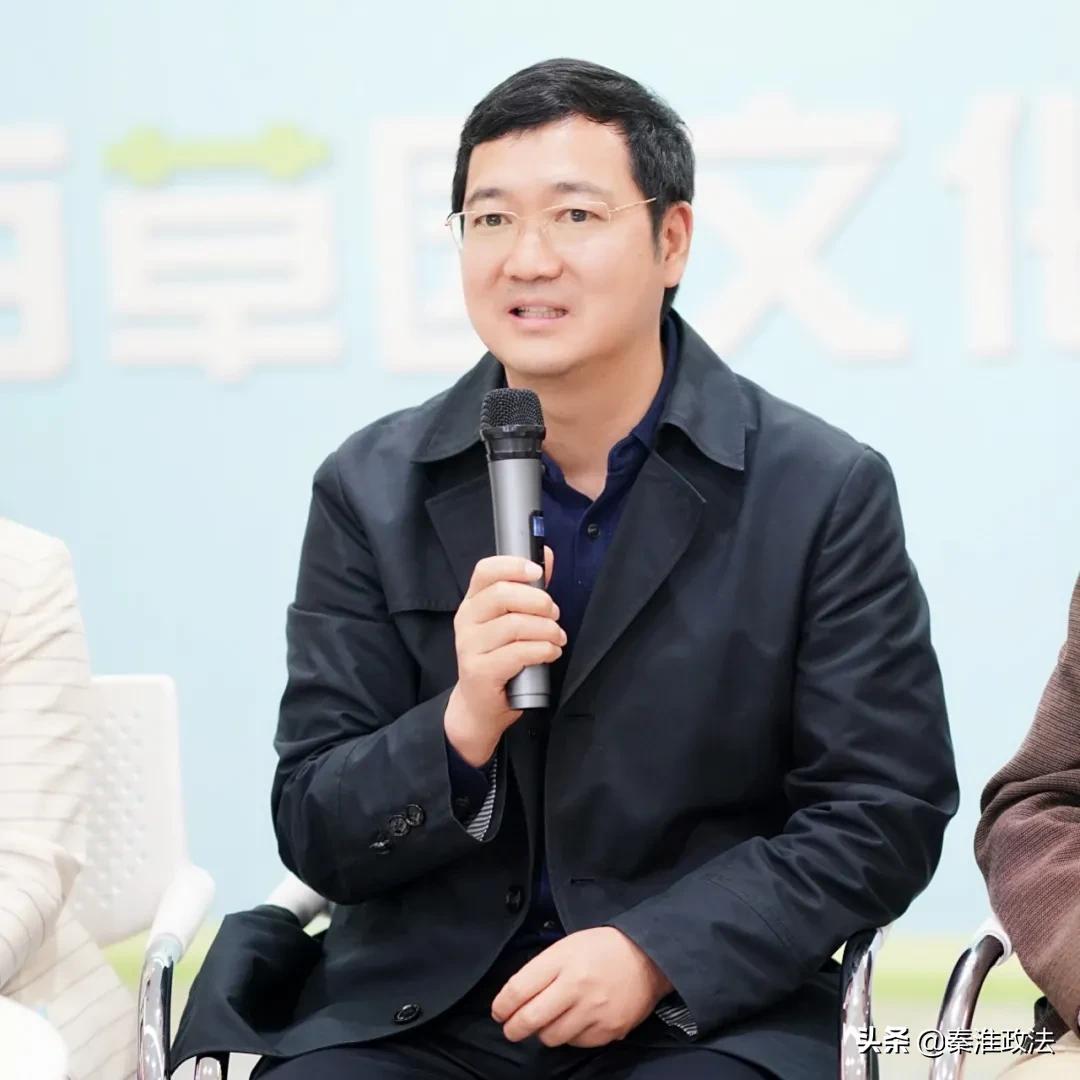 “转角遇见·百草园”为秦淮中医院输入创新发展正能量