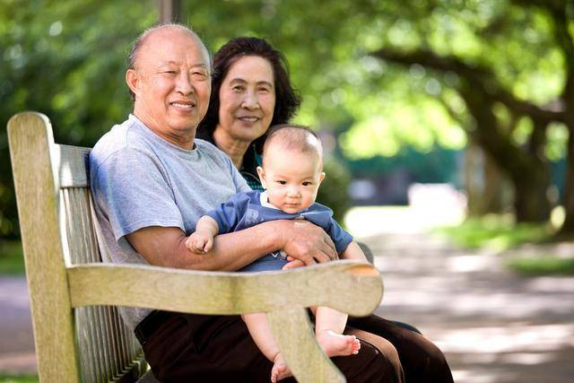 儿女孝顺老人的忠告,孝顺老人的十个建议